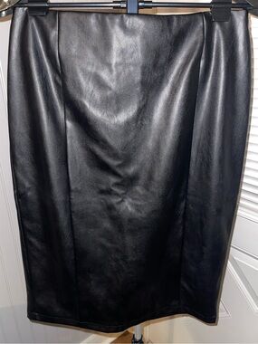 The Limited Black Faux Leather Skirt
